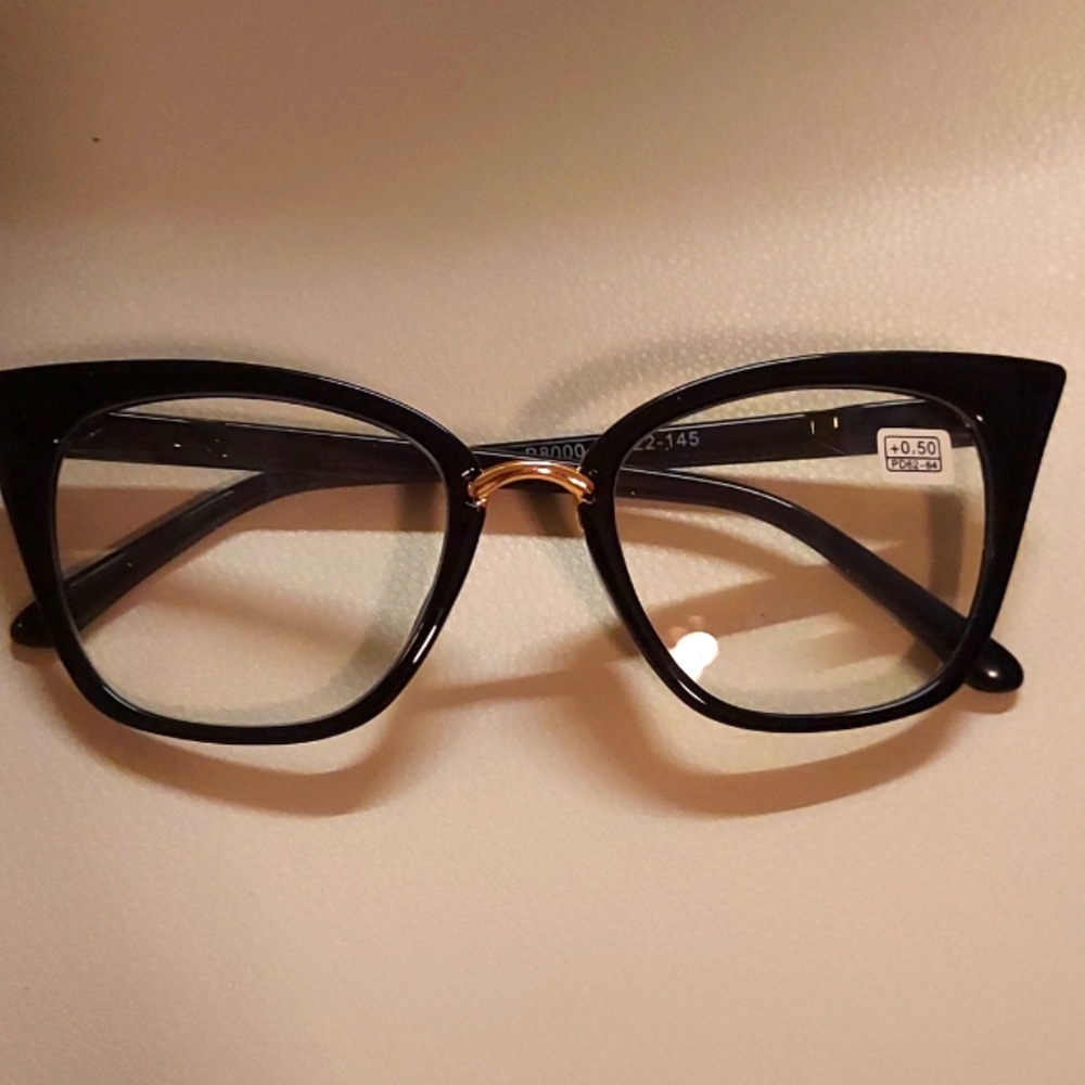 Black cateye readers